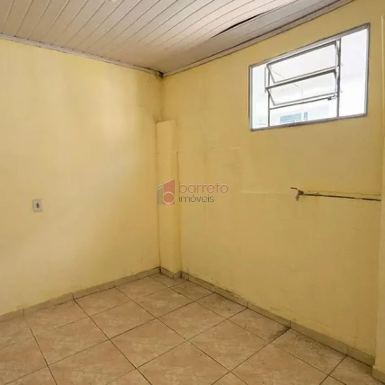 CASA À VENDA PARA USO RESIDENCIAL OU COMERCIAL NO BAIRRO ANHANGABAÚ – JUNDIAÍ/SP