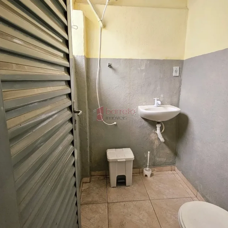 CASA À VENDA PARA USO RESIDENCIAL OU COMERCIAL NO BAIRRO ANHANGABAÚ – JUNDIAÍ/SP