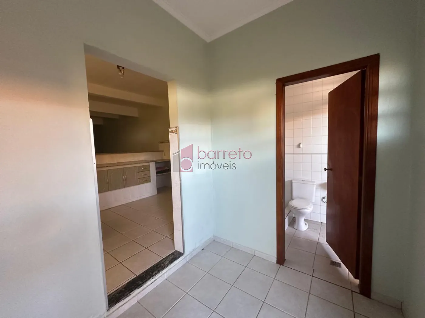 CASA À VENDA NO BAIRRO HORTO SANTO ANTÔNIO EM JUNDIAÍ/SP