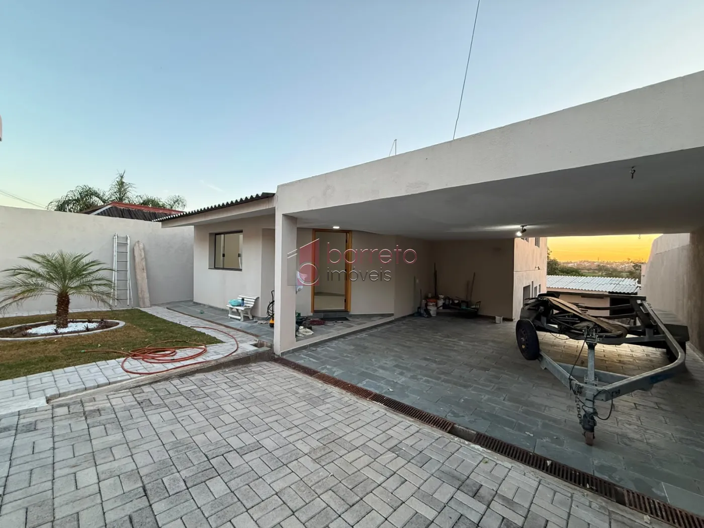 CASA À VENDA NO JARDIM DA SERRA EM JUNDIAÍ/SP