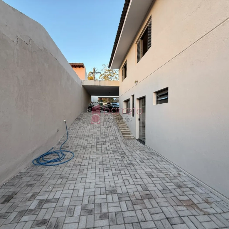 CASA À VENDA NO JARDIM DA SERRA EM JUNDIAÍ/SP