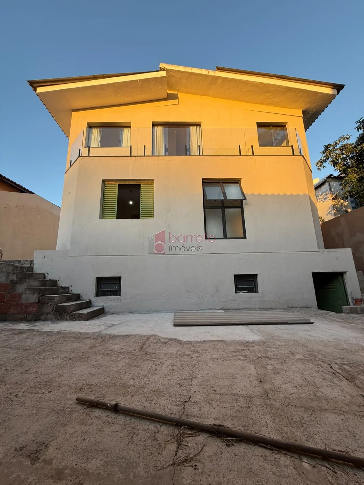 CASA À VENDA NO JARDIM DA SERRA EM JUNDIAÍ/SP