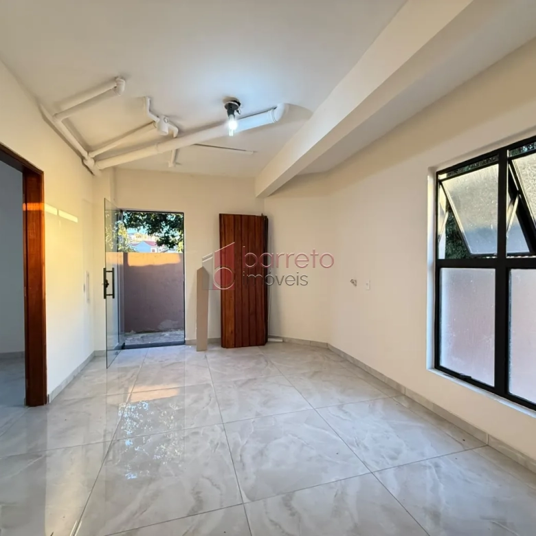 CASA À VENDA NO JARDIM DA SERRA EM JUNDIAÍ/SP