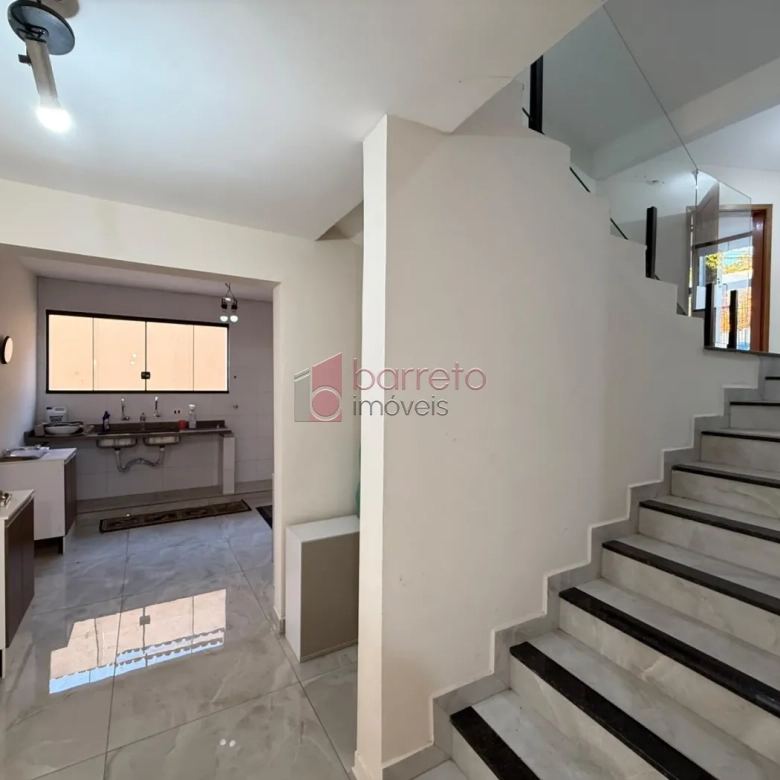 CASA À VENDA NO JARDIM DA SERRA EM JUNDIAÍ/SP