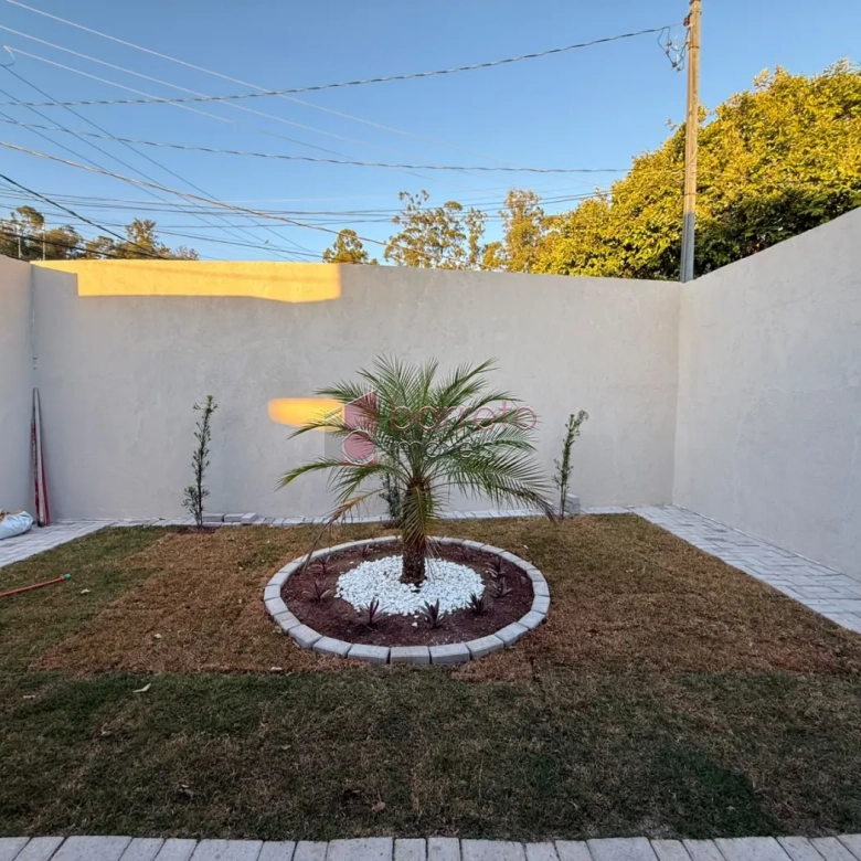 CASA À VENDA NO JARDIM DA SERRA EM JUNDIAÍ/SP