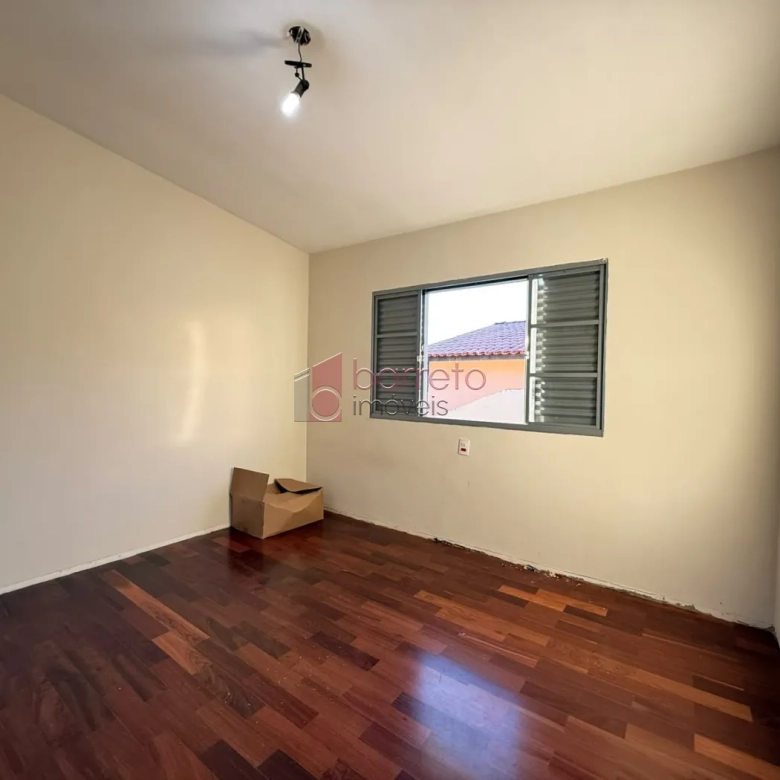 CASA À VENDA NO JARDIM DA SERRA EM JUNDIAÍ/SP