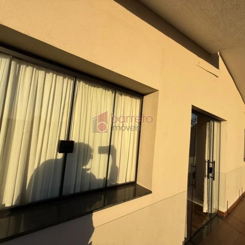 CASA À VENDA NO JARDIM DA SERRA EM JUNDIAÍ/SP