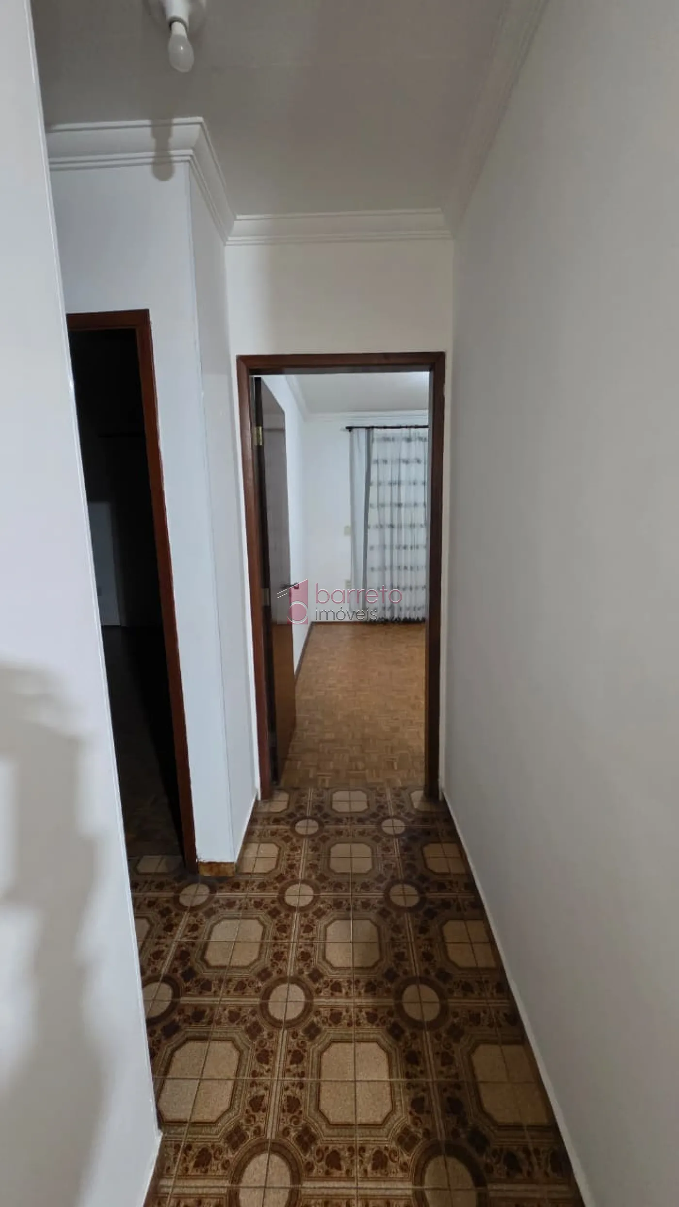 CASA À VENDA NO JARDIM SAMAMBAIA EM JUNDIAÍ/SP