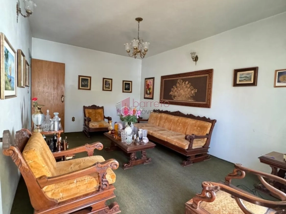 CASA TÉRREA COM EDÍCULA À VENDA NO JARDIM SANTANA EM JUNDIAÍ/SP