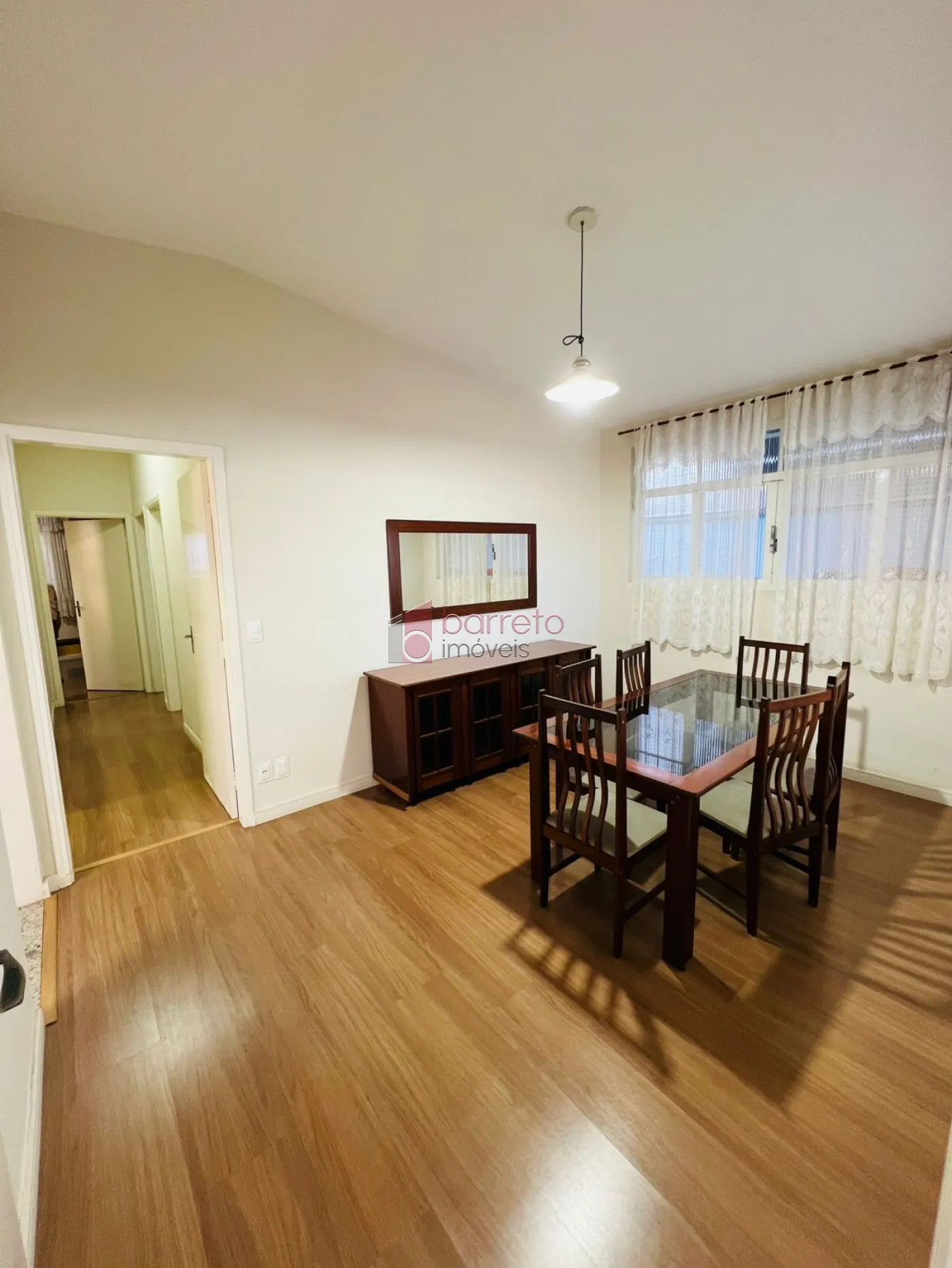 CASA À VENDA NO BAIRRO CAXAMBÚ EM JUNDIAÍ/SP