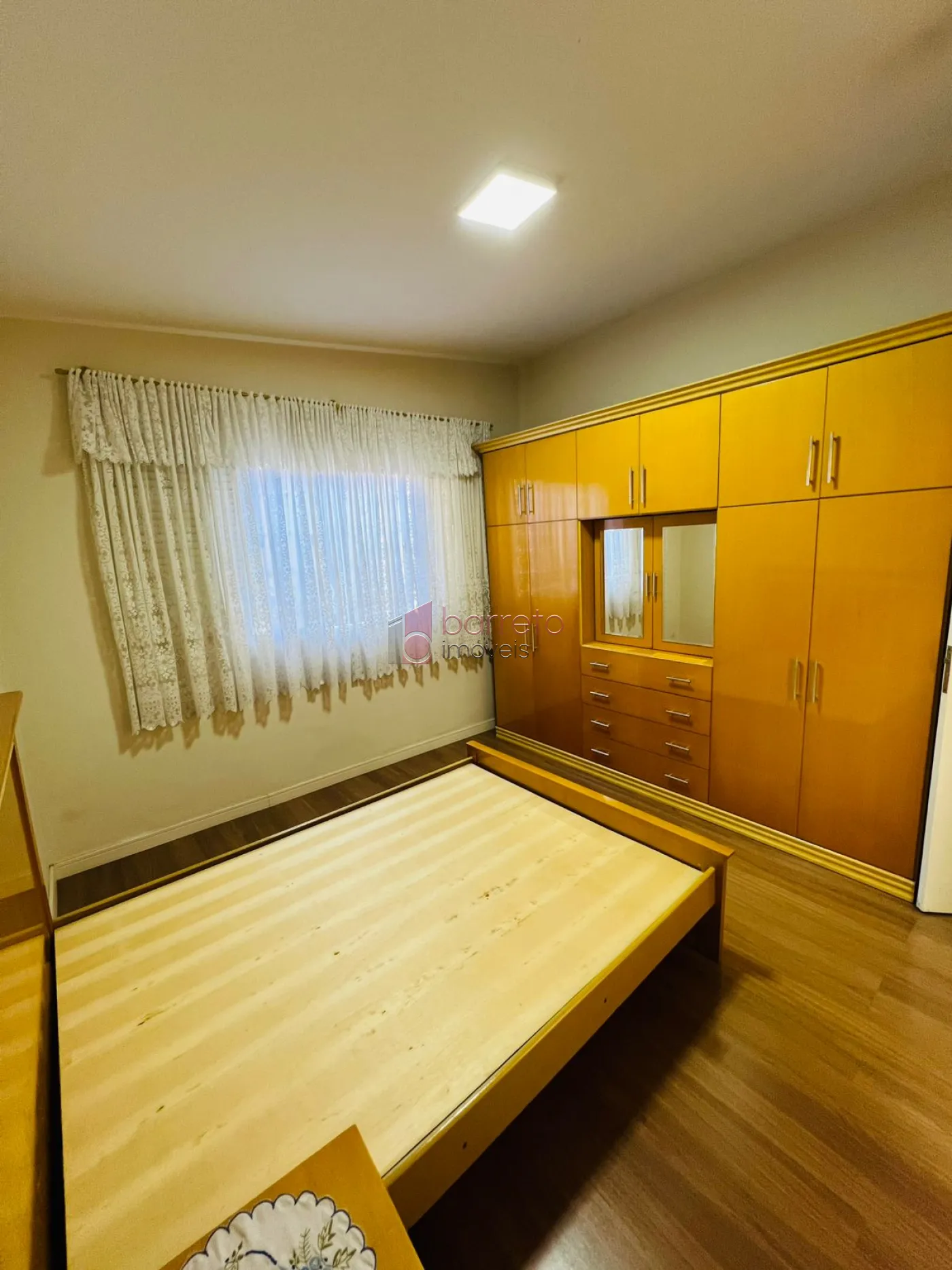 CASA À VENDA NO BAIRRO CAXAMBÚ EM JUNDIAÍ/SP