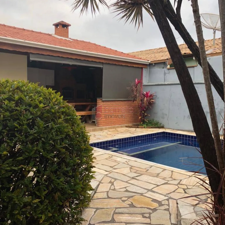 CASA À VENDA NO JARDIM TANNUS EM JUNDIAÍ/SP