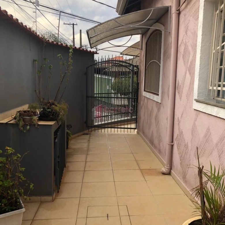 CASA À VENDA NO JARDIM TANNUS EM JUNDIAÍ/SP