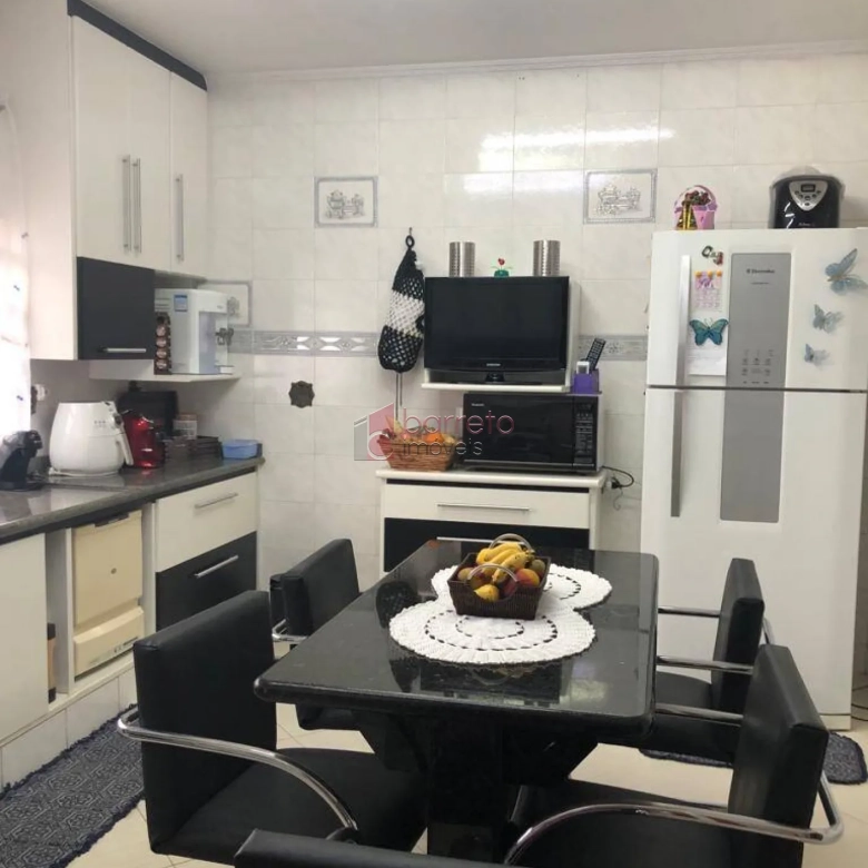 CASA À VENDA NO JARDIM TANNUS EM JUNDIAÍ/SP