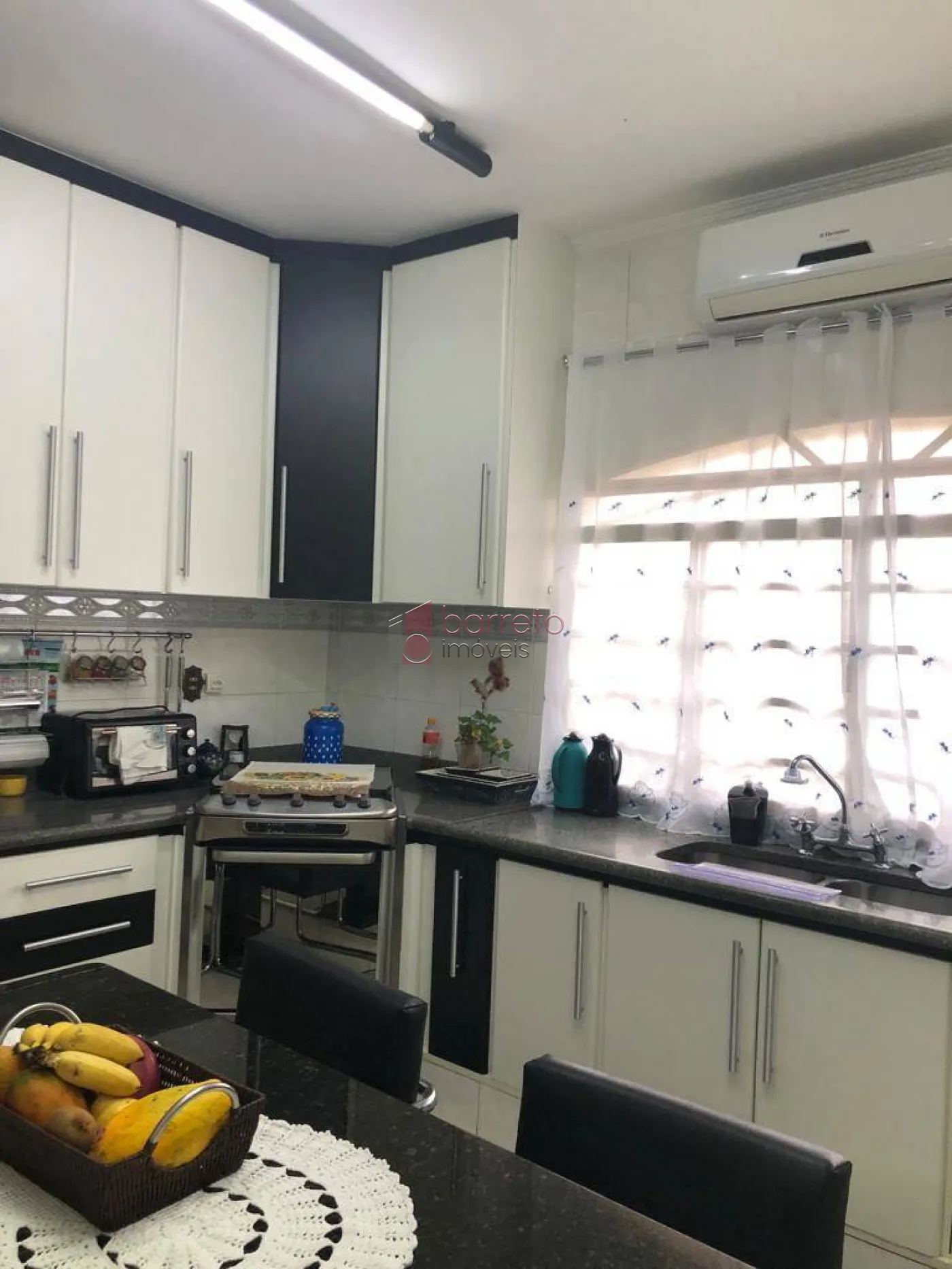 CASA À VENDA NO JARDIM TANNUS EM JUNDIAÍ/SP