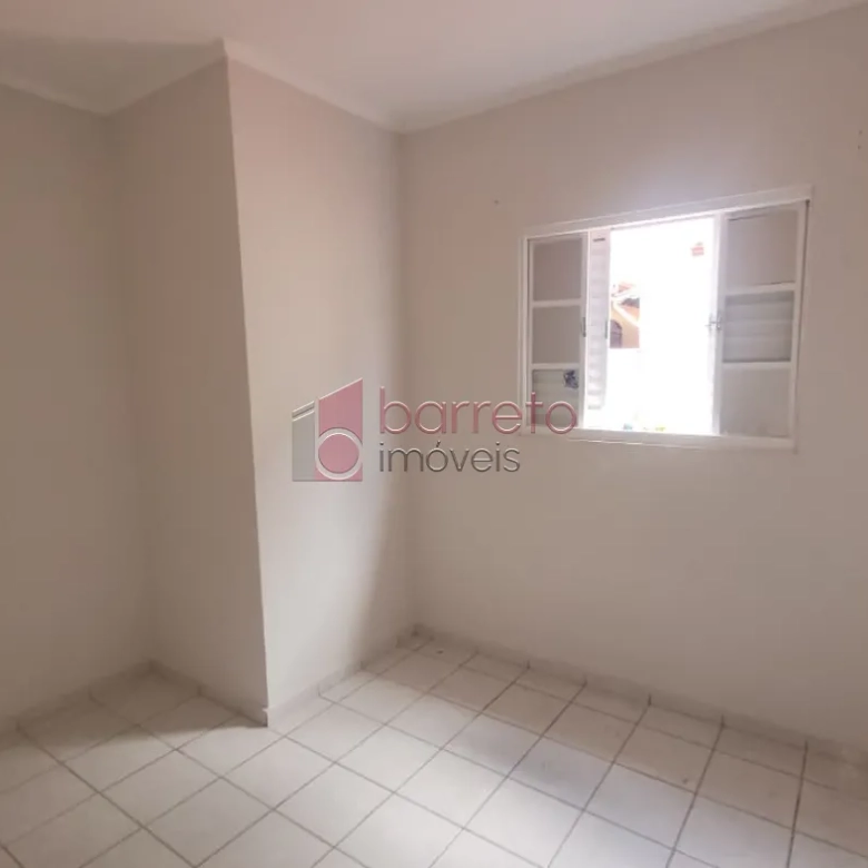 CASA COM 02 QUARTOS À VENDA NO BAIRRO PARQUE CIDADE JARDIM EM JUNDIAÍ/SP