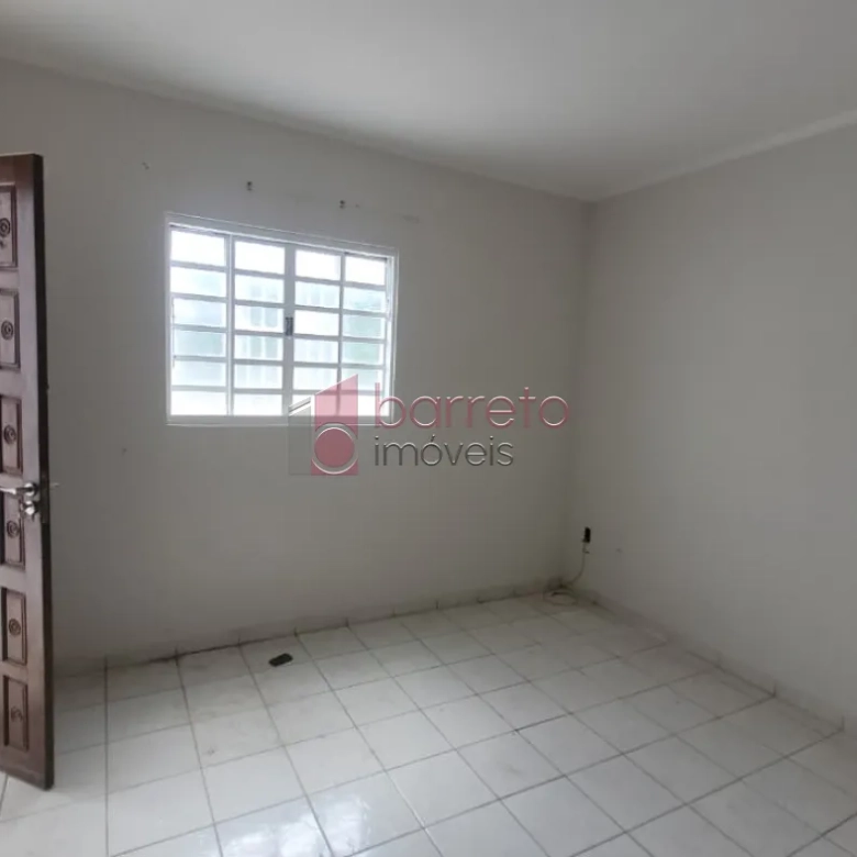 CASA COM 02 QUARTOS À VENDA NO BAIRRO PARQUE CIDADE JARDIM EM JUNDIAÍ/SP