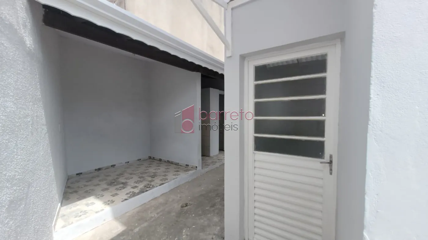 CASA COM 02 QUARTOS À VENDA NO BAIRRO PARQUE CIDADE JARDIM EM JUNDIAÍ/SP