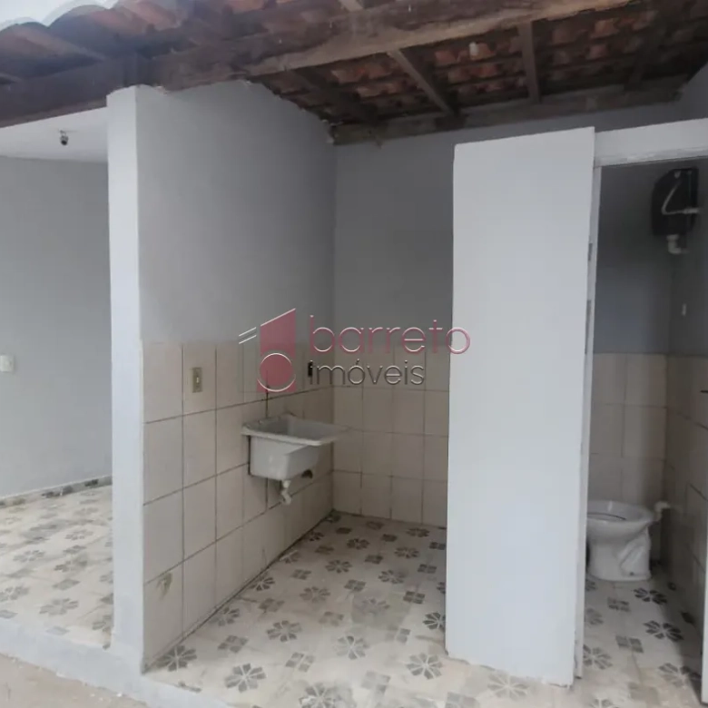 CASA COM 02 QUARTOS À VENDA NO BAIRRO PARQUE CIDADE JARDIM EM JUNDIAÍ/SP