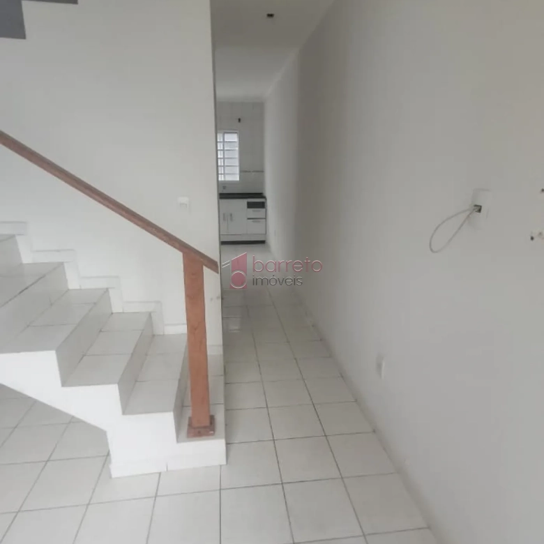 CASA COM 02 QUARTOS À VENDA NO BAIRRO PARQUE CIDADE JARDIM EM JUNDIAÍ/SP