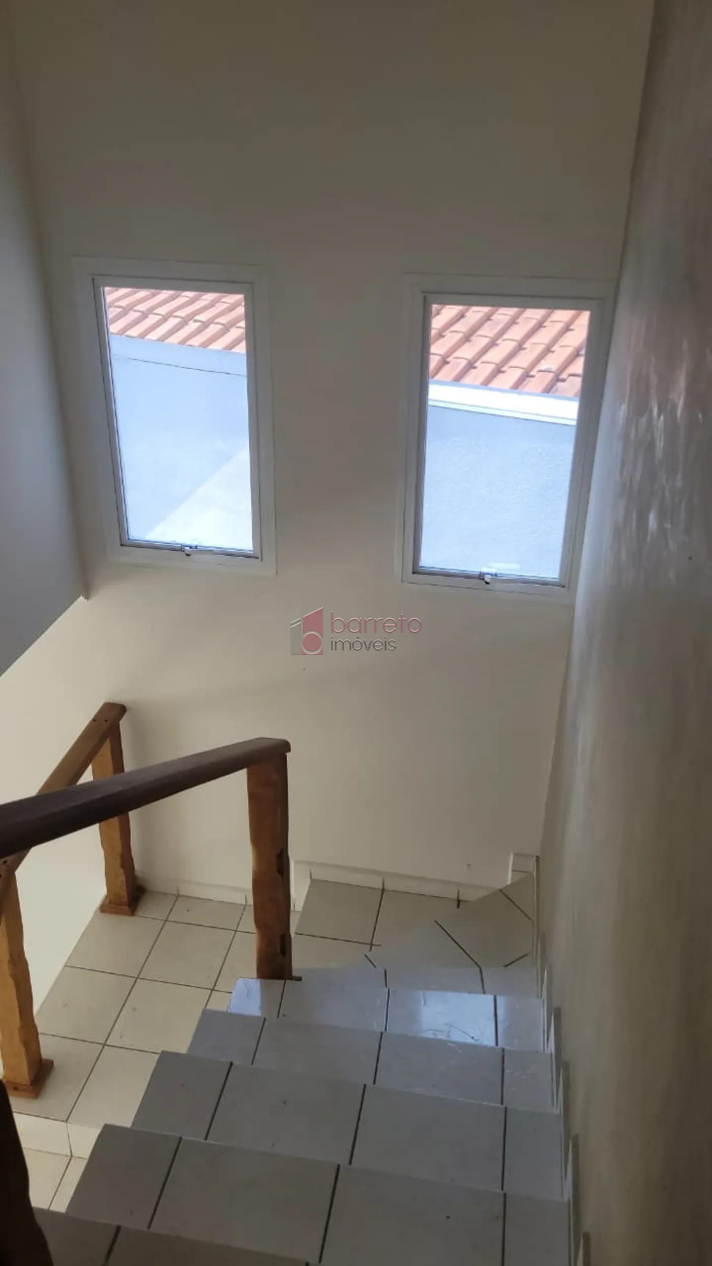 CASA COM 02 QUARTOS À VENDA NO BAIRRO PARQUE CIDADE JARDIM EM JUNDIAÍ/SP