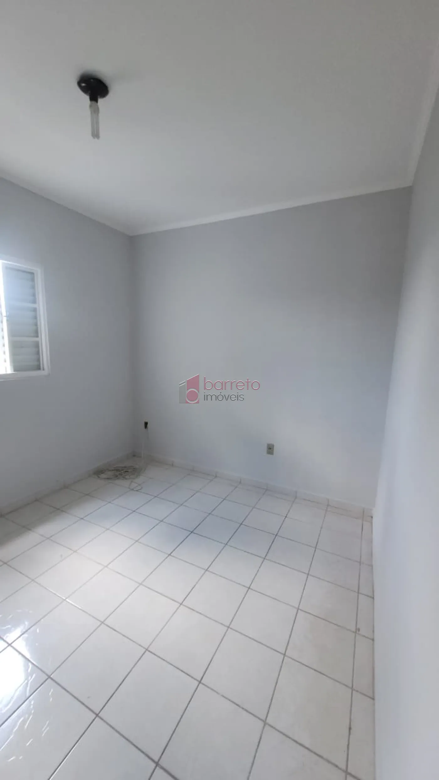 CASA COM 02 QUARTOS À VENDA NO BAIRRO PARQUE CIDADE JARDIM EM JUNDIAÍ/SP