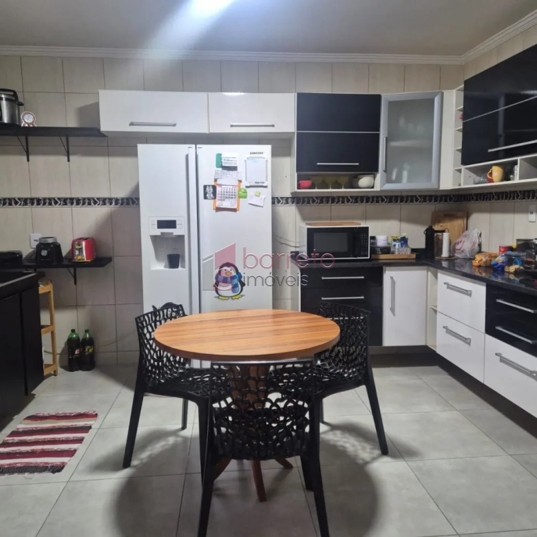 CASA À VENDA NO BAIRRO CIDADE JARDIM II EM JUNDIAÍ/SP