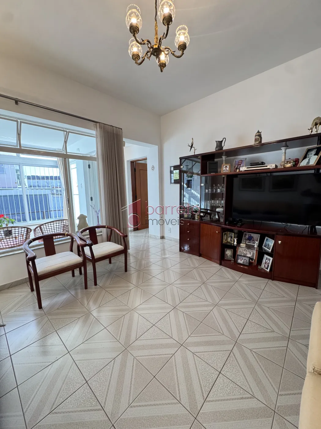 CASA À VENDA – 03 QUARTOS COM EDÍCULA – VILA CAMPOS SALES – JUNDIAÍ/SP