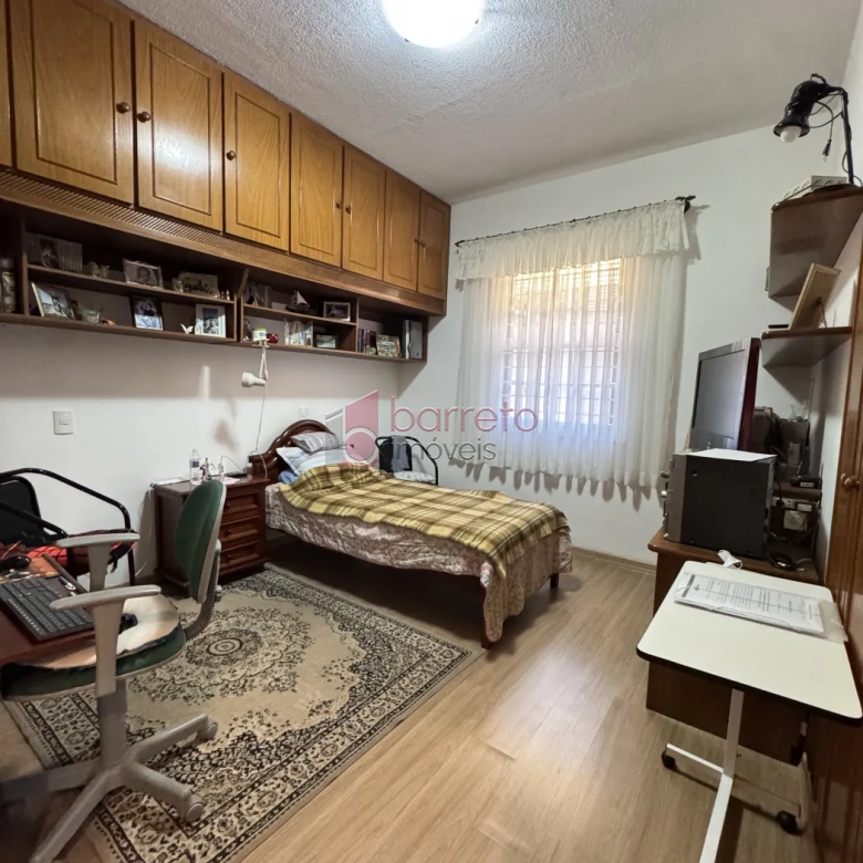 CASA À VENDA – 03 QUARTOS COM EDÍCULA – VILA CAMPOS SALES – JUNDIAÍ/SP