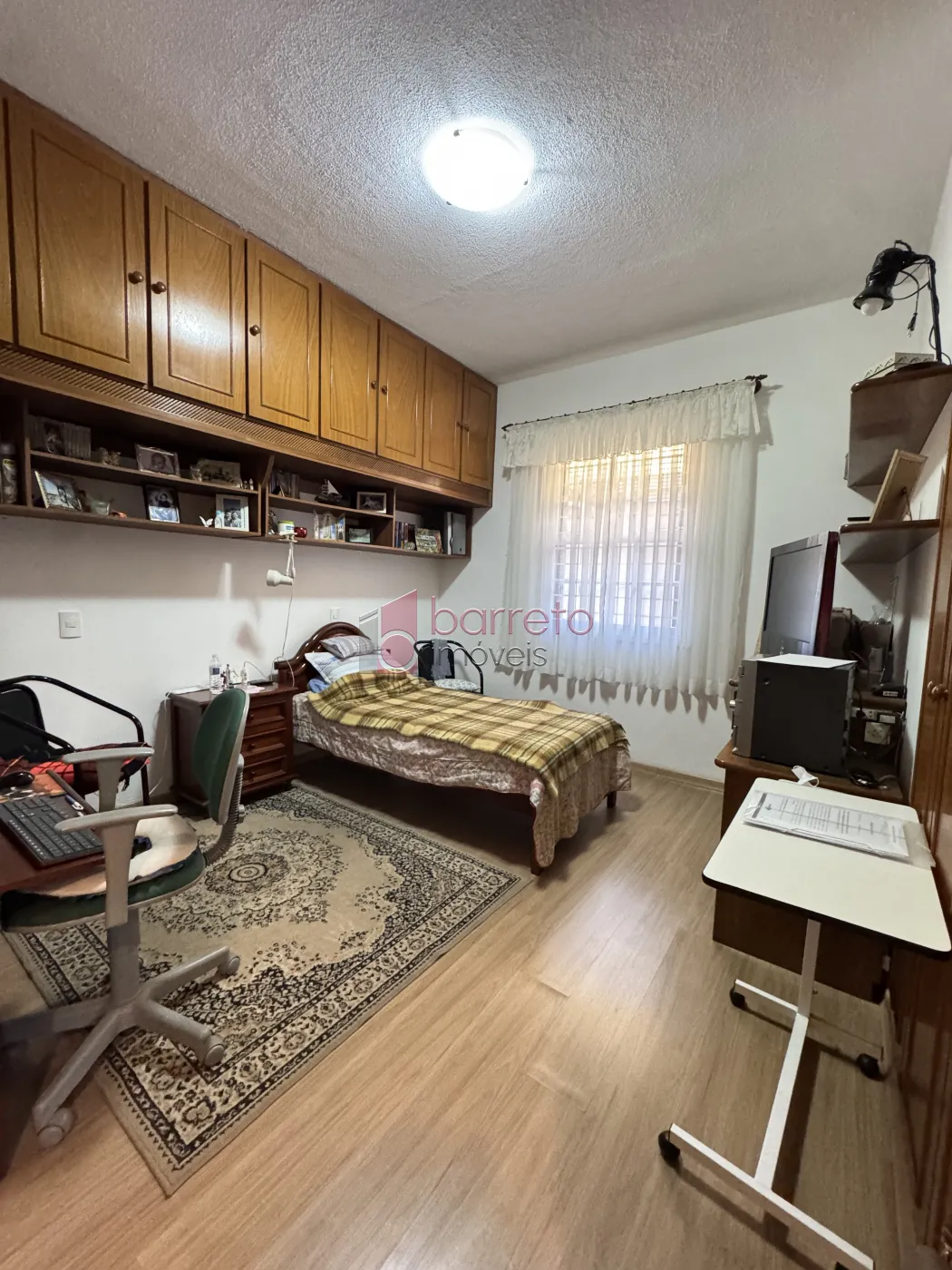 CASA À VENDA – 03 QUARTOS COM EDÍCULA – VILA CAMPOS SALES – JUNDIAÍ/SP