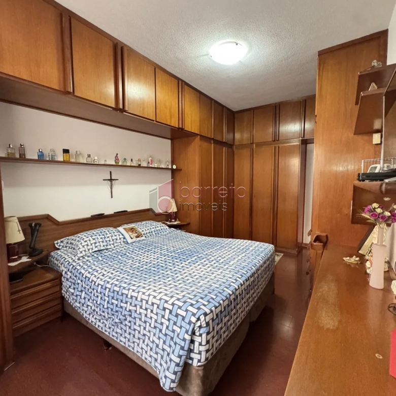 CASA À VENDA – 03 QUARTOS COM EDÍCULA – VILA CAMPOS SALES – JUNDIAÍ/SP