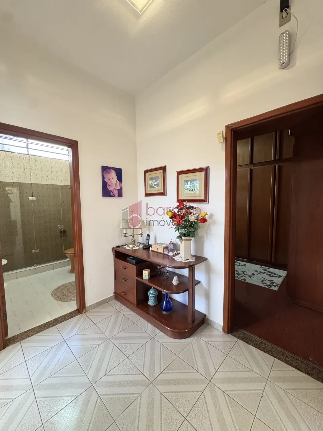 CASA À VENDA – 03 QUARTOS COM EDÍCULA – VILA CAMPOS SALES – JUNDIAÍ/SP
