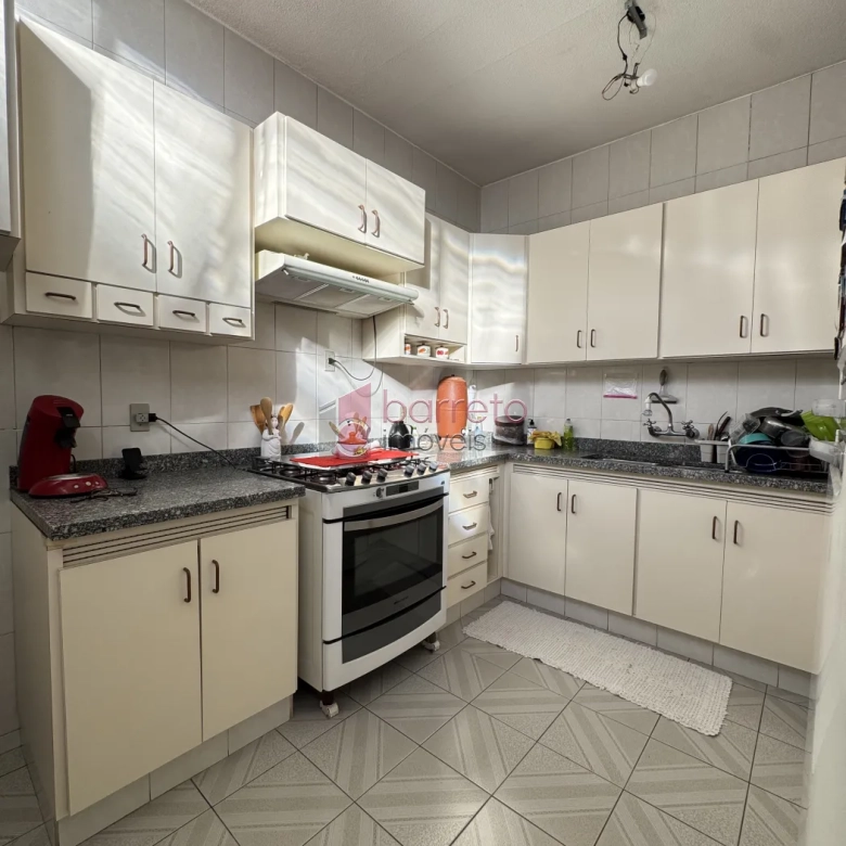 CASA À VENDA – 03 QUARTOS COM EDÍCULA – VILA CAMPOS SALES – JUNDIAÍ/SP