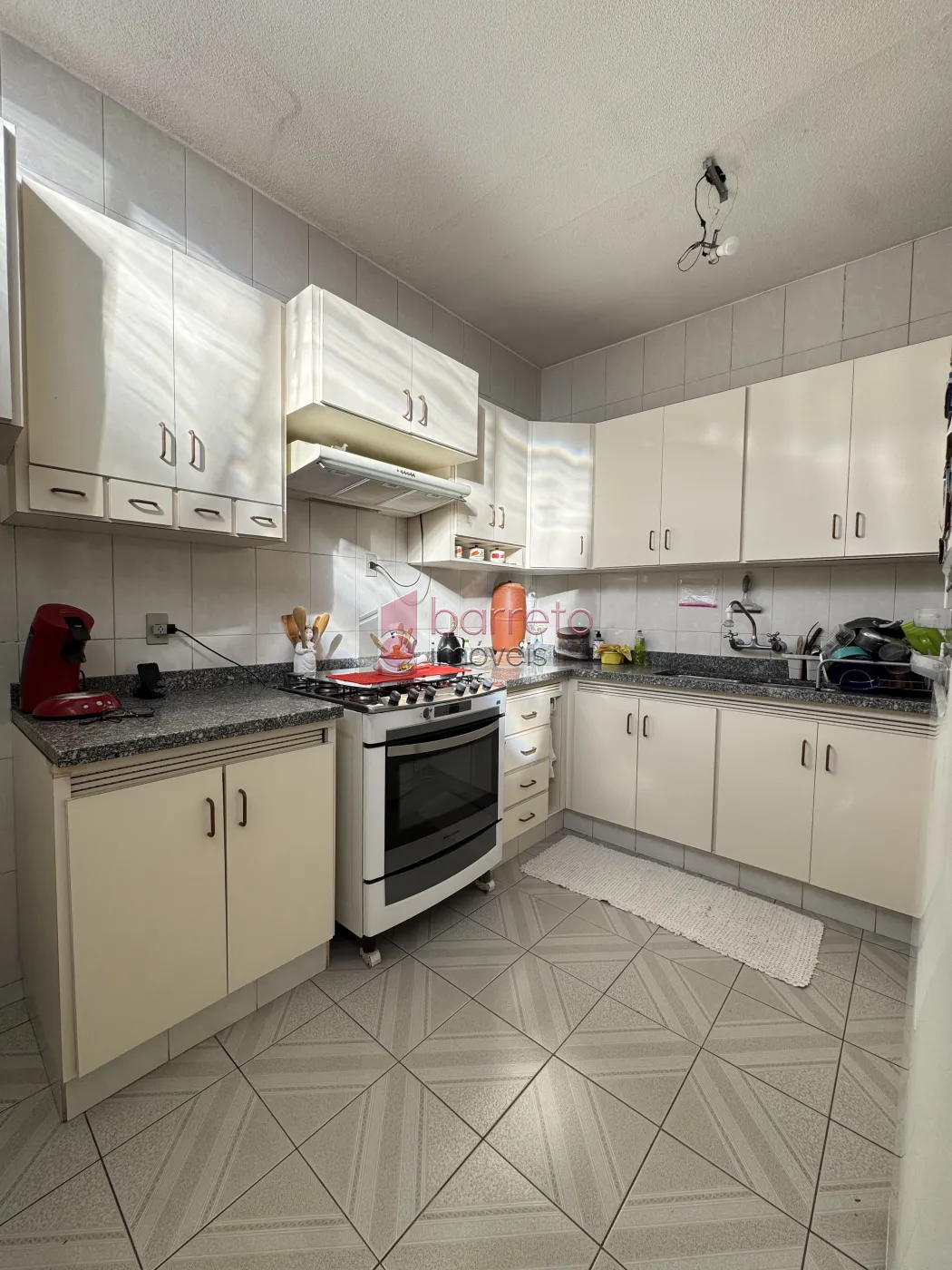 CASA À VENDA – 03 QUARTOS COM EDÍCULA – VILA CAMPOS SALES – JUNDIAÍ/SP