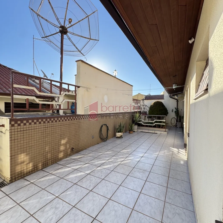 CASA À VENDA – 03 QUARTOS COM EDÍCULA – VILA CAMPOS SALES – JUNDIAÍ/SP