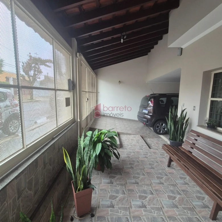 CASA À VENDA NA PARTE ALTA DA VILA PROGRESSO EM JUNDIAÍ/SP