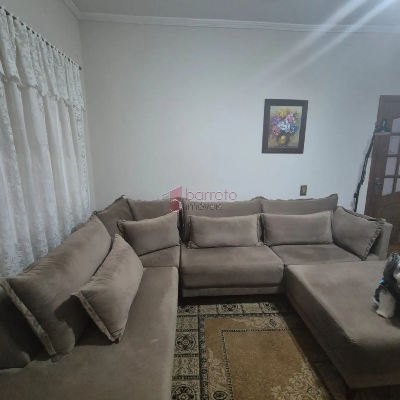 CASA À VENDA NA PARTE ALTA DA VILA PROGRESSO EM JUNDIAÍ/SP