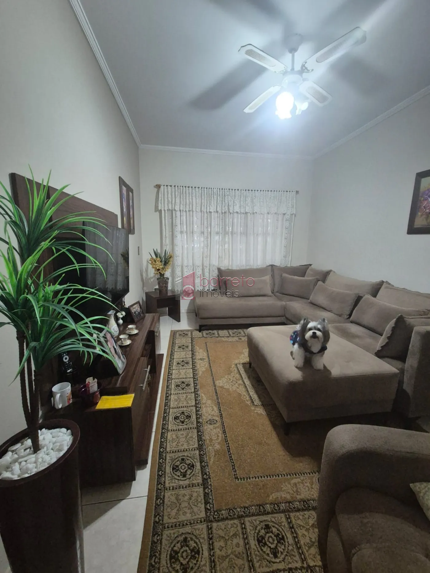 CASA À VENDA NA PARTE ALTA DA VILA PROGRESSO EM JUNDIAÍ/SP