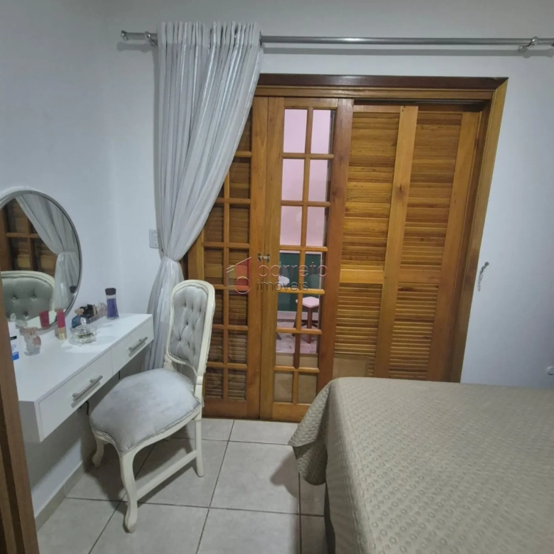 CASA À VENDA NA PARTE ALTA DA VILA PROGRESSO EM JUNDIAÍ/SP
