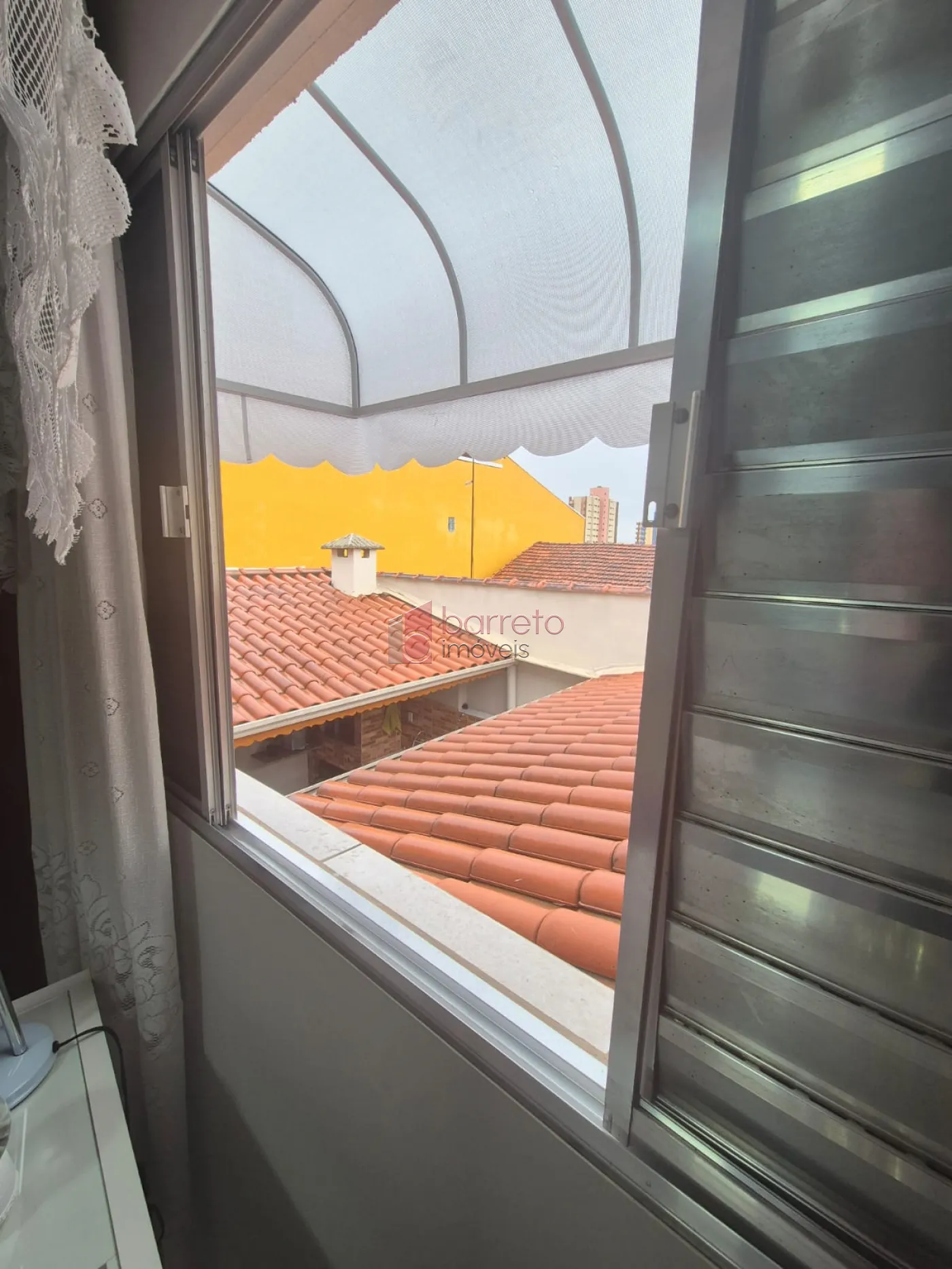 CASA À VENDA NA PARTE ALTA DA VILA PROGRESSO EM JUNDIAÍ/SP