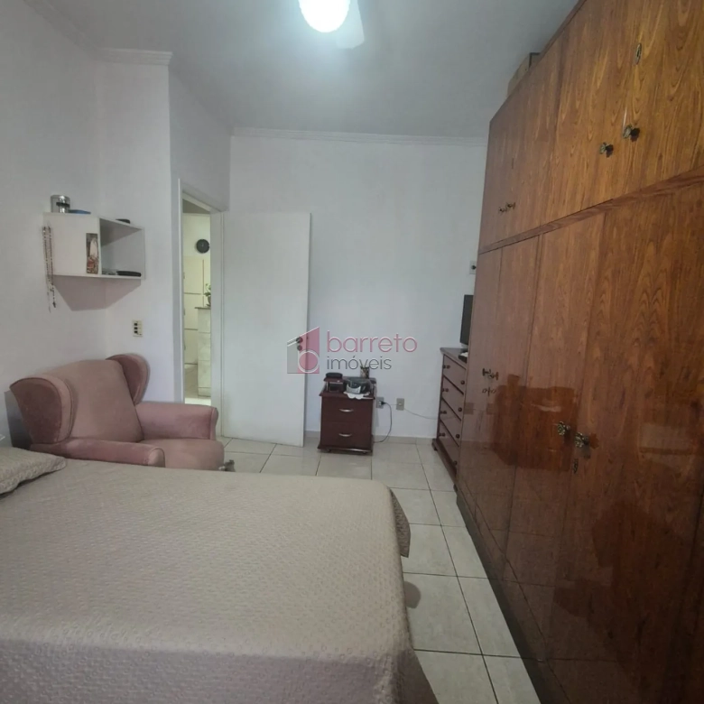 CASA À VENDA NA PARTE ALTA DA VILA PROGRESSO EM JUNDIAÍ/SP