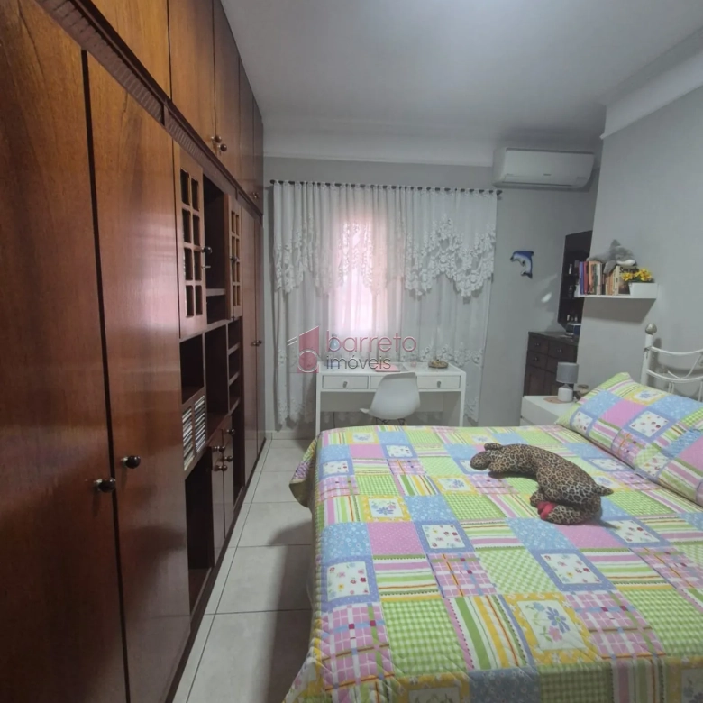 CASA À VENDA NA PARTE ALTA DA VILA PROGRESSO EM JUNDIAÍ/SP