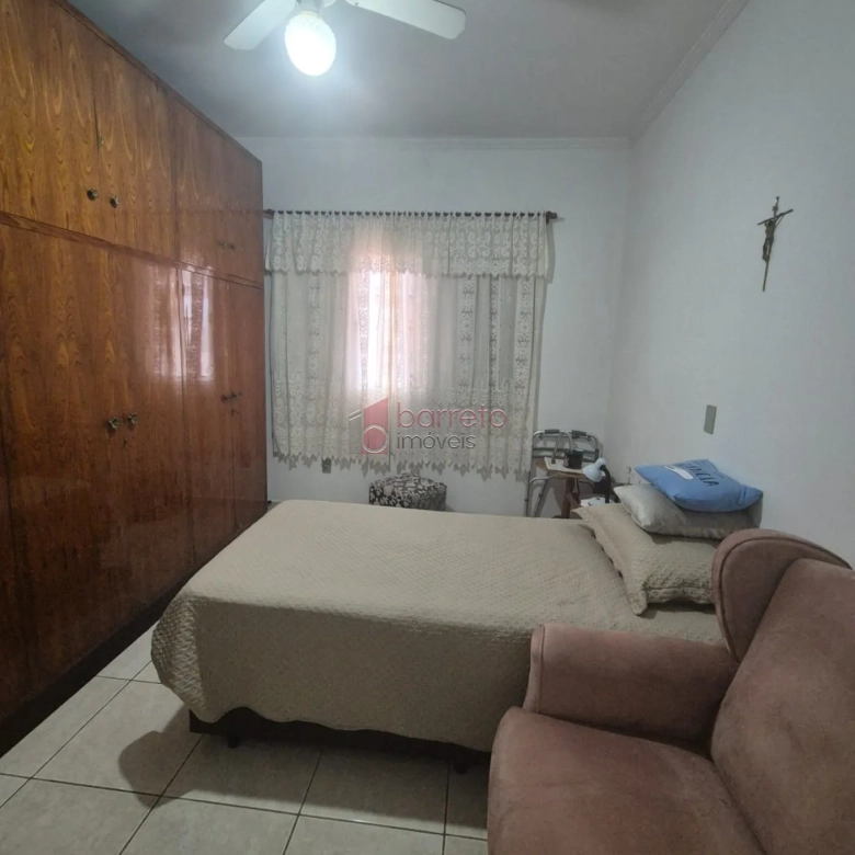 CASA À VENDA NA PARTE ALTA DA VILA PROGRESSO EM JUNDIAÍ/SP