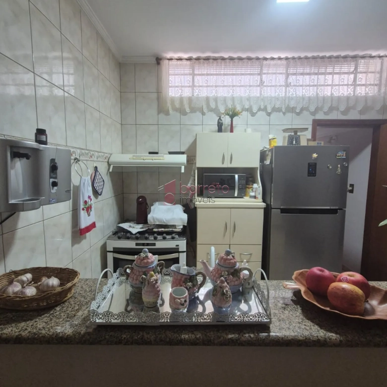 CASA À VENDA NA PARTE ALTA DA VILA PROGRESSO EM JUNDIAÍ/SP