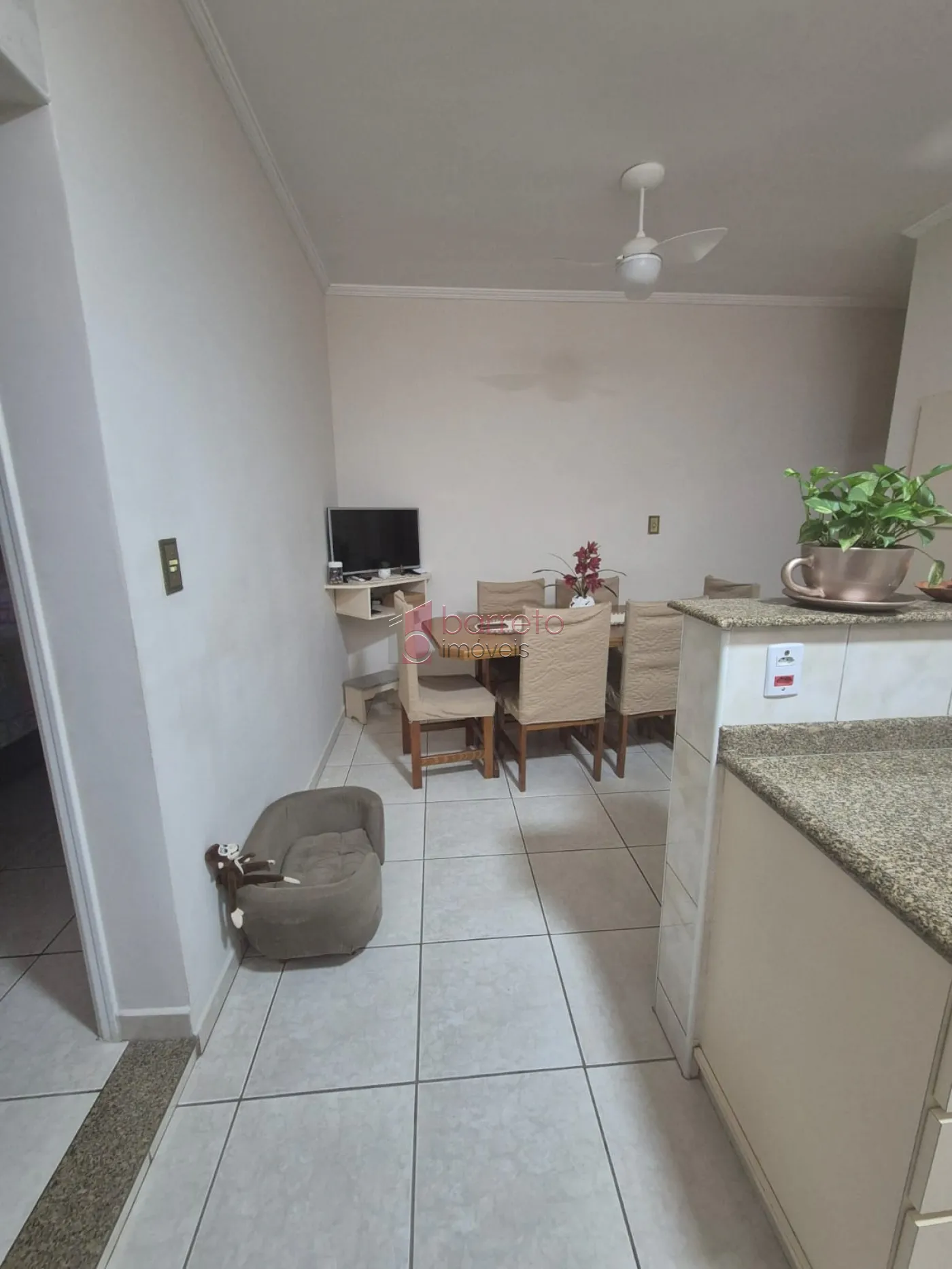 CASA À VENDA NA PARTE ALTA DA VILA PROGRESSO EM JUNDIAÍ/SP