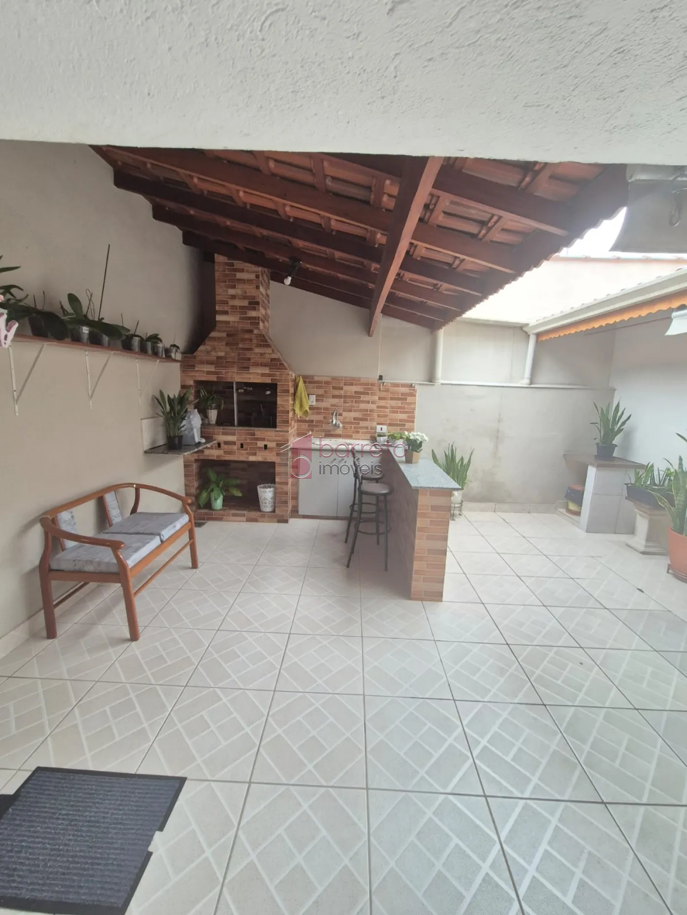 CASA À VENDA NA PARTE ALTA DA VILA PROGRESSO EM JUNDIAÍ/SP
