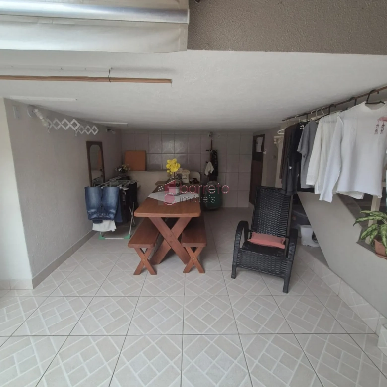 CASA À VENDA NA PARTE ALTA DA VILA PROGRESSO EM JUNDIAÍ/SP