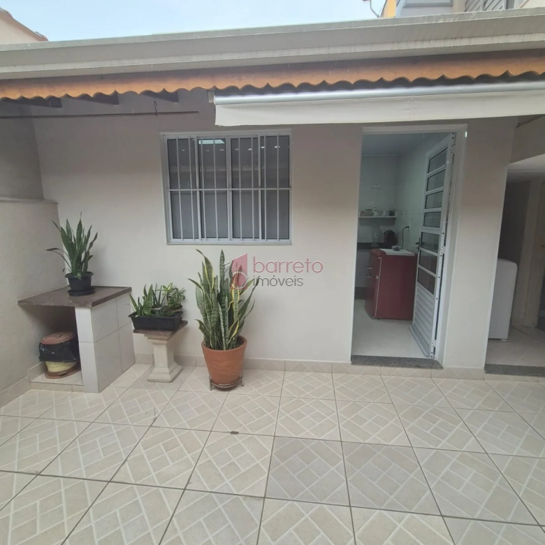 CASA À VENDA NA PARTE ALTA DA VILA PROGRESSO EM JUNDIAÍ/SP