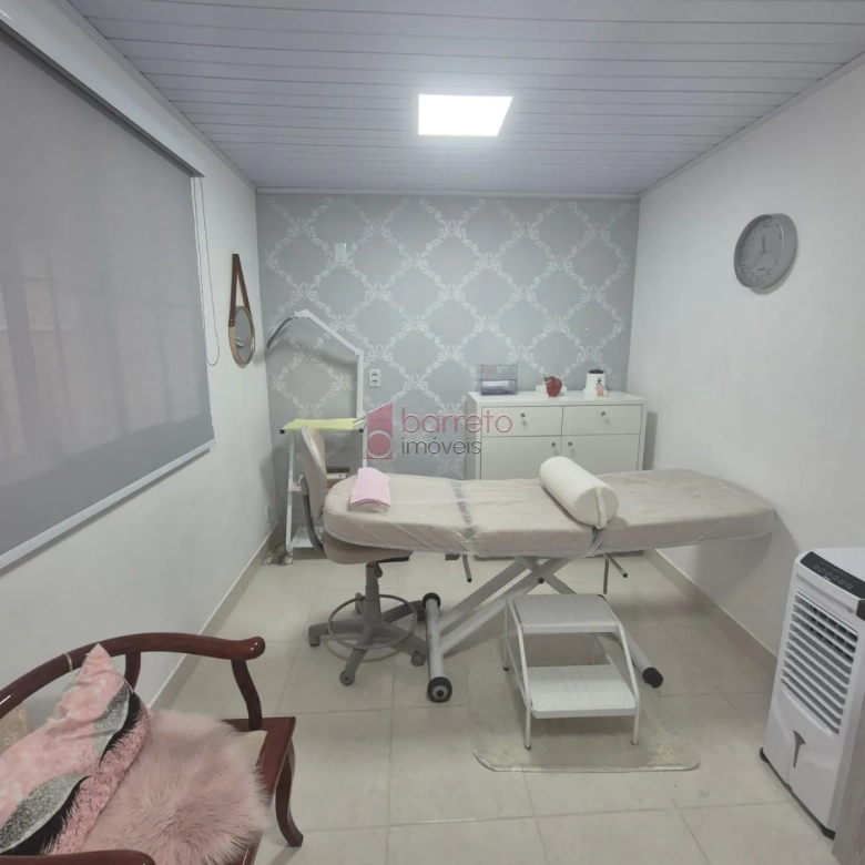 CASA À VENDA NA PARTE ALTA DA VILA PROGRESSO EM JUNDIAÍ/SP