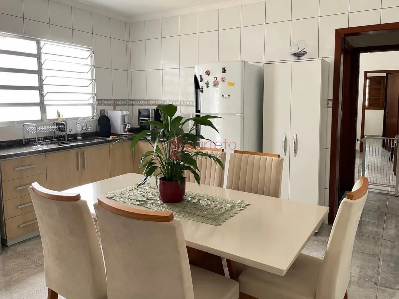 CASA COM EDÍCULA Á VENDA NA VILLA PROGRESSO EM JUNDIAÍ/SP